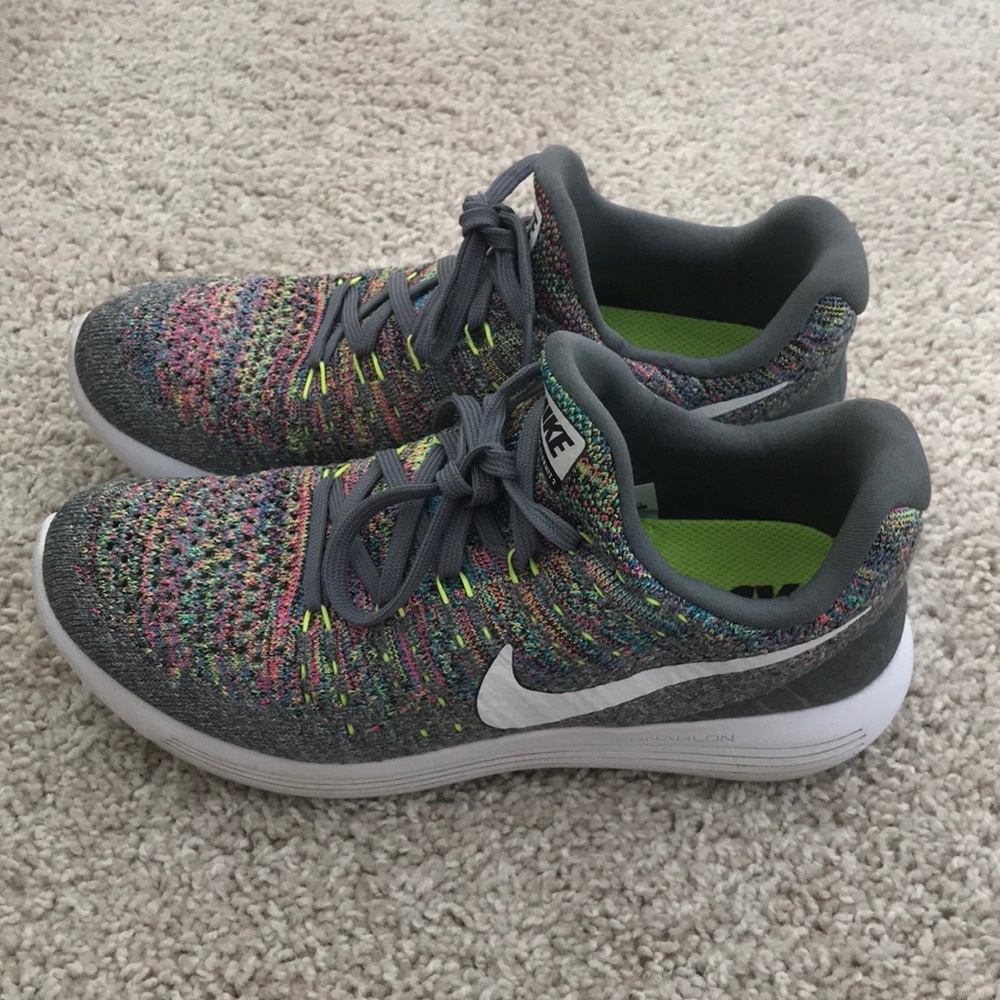 LIKE NEW Nike Lunarepic Flynit 2